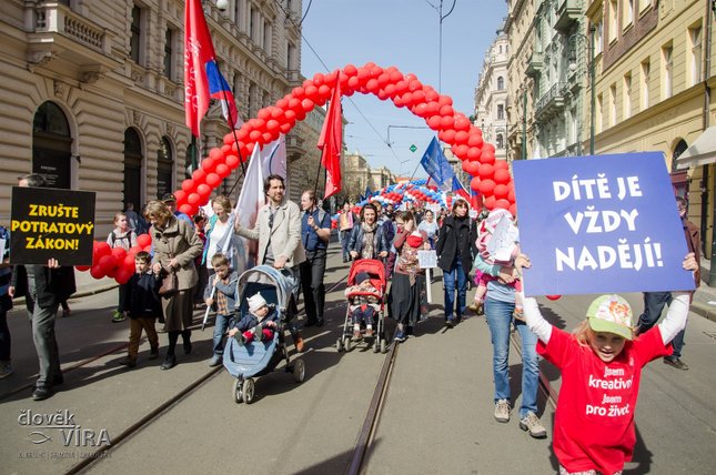 Národní pochod pro život 2016. Foto (c) David Sís, www.clovekavira.cz